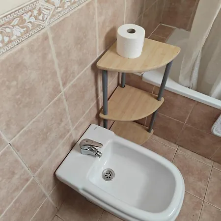 2-bed In Port דירה *